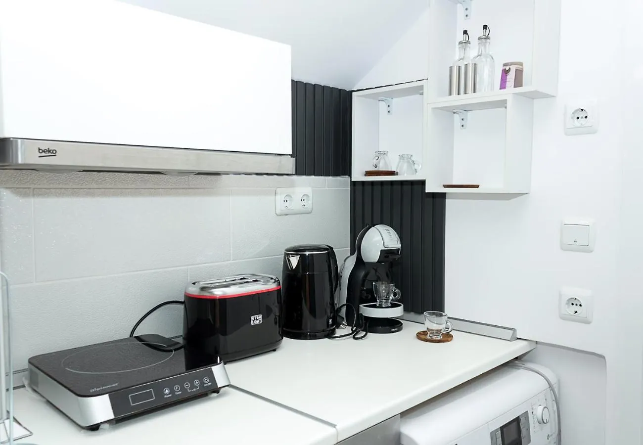 The Purplish 2-Bd Apartment In Varna Center Bulgaria