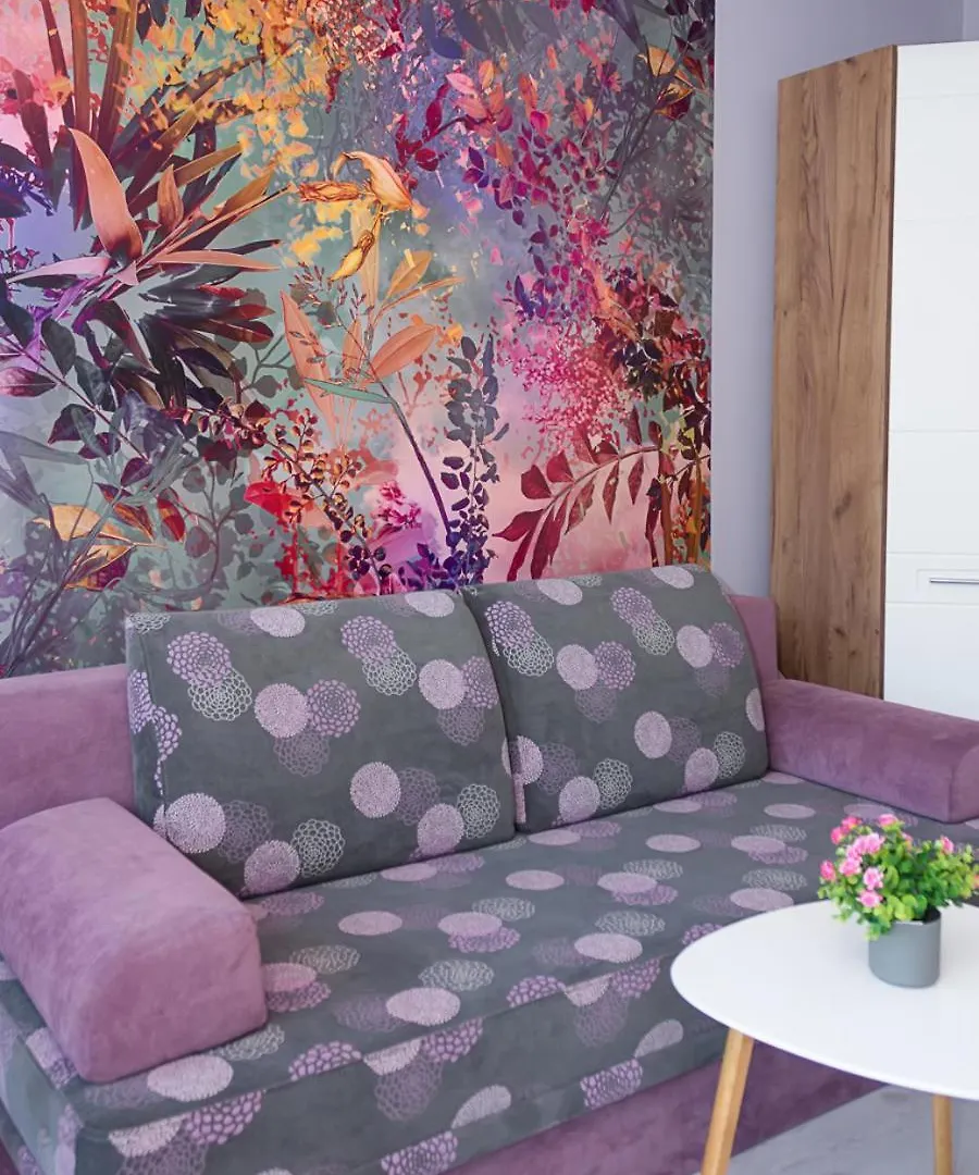 The Purplish 2-Bd Apartment In Varna Center